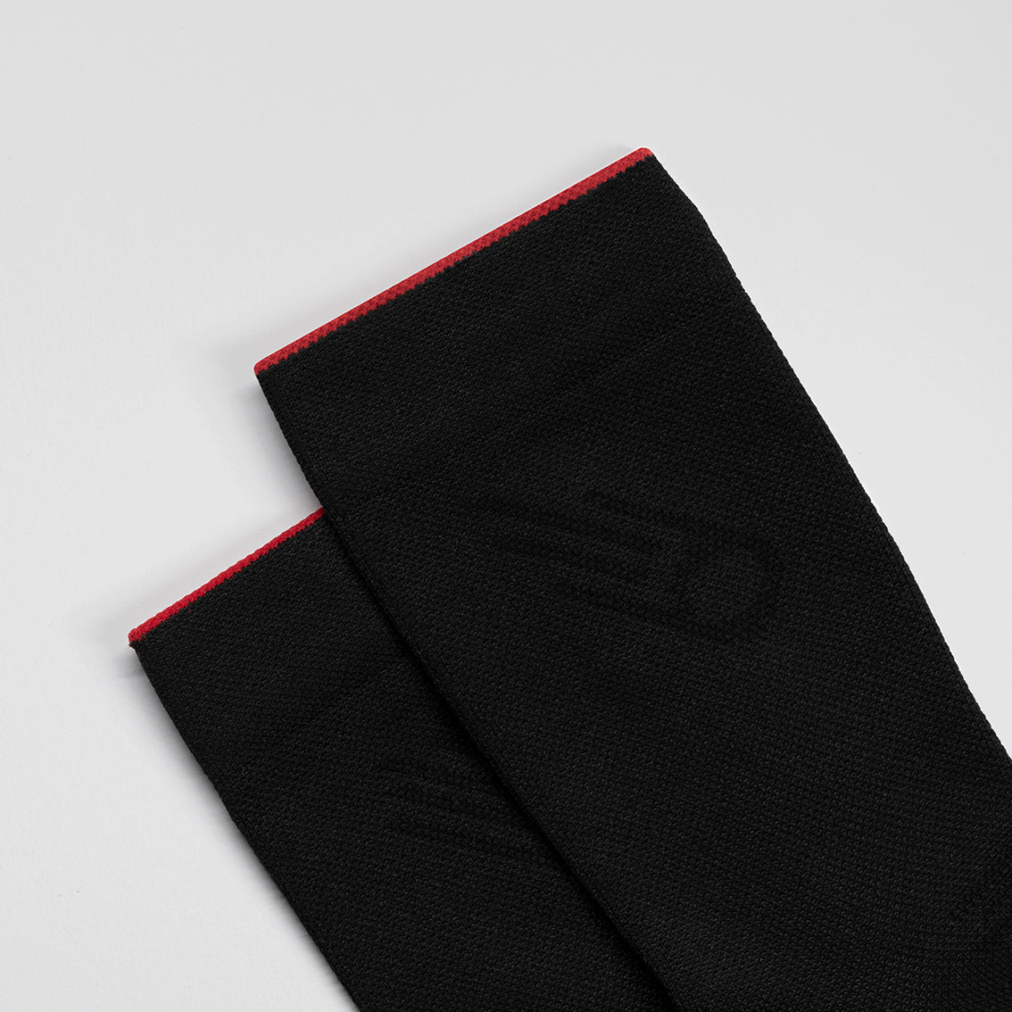 Near Earth - Distance (black)